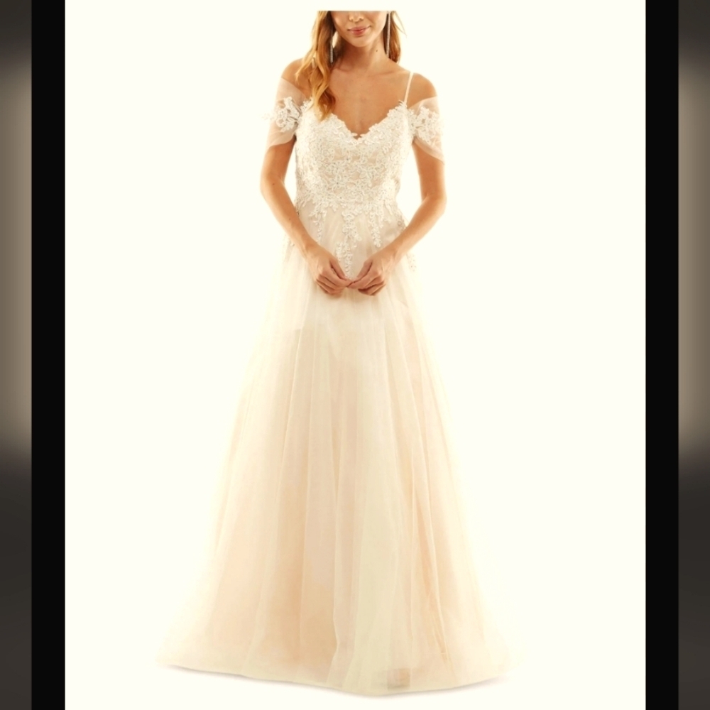 Elegant Cream Lace Off-Shoulder Dress